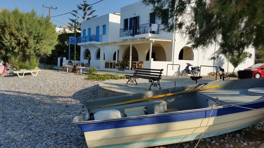 Pavlos Rooms Livadia  Dış mekan fotoğraf