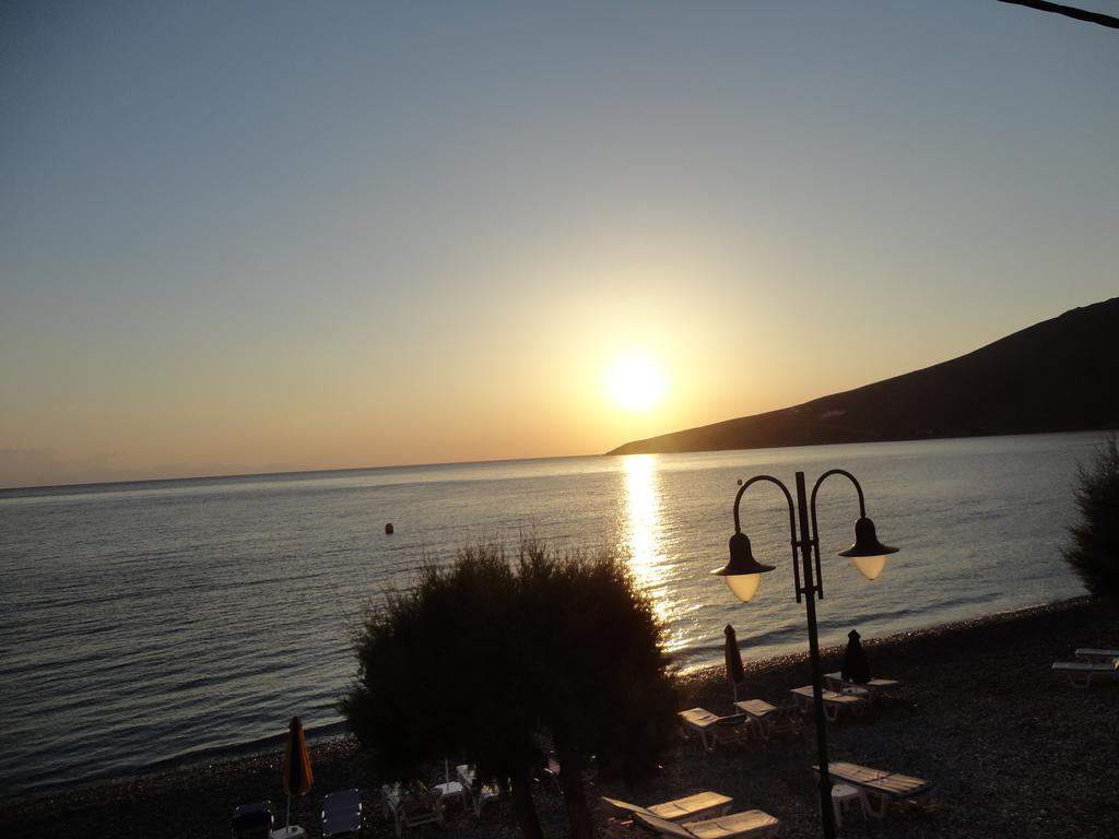 Pavlos Rooms Livadia  Dış mekan fotoğraf